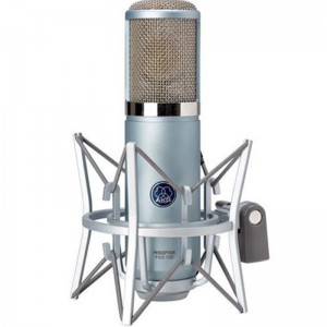 AKG P820 Tube ламповый микрофон, предусилитель, SH300 "паук", кейс,  AKG